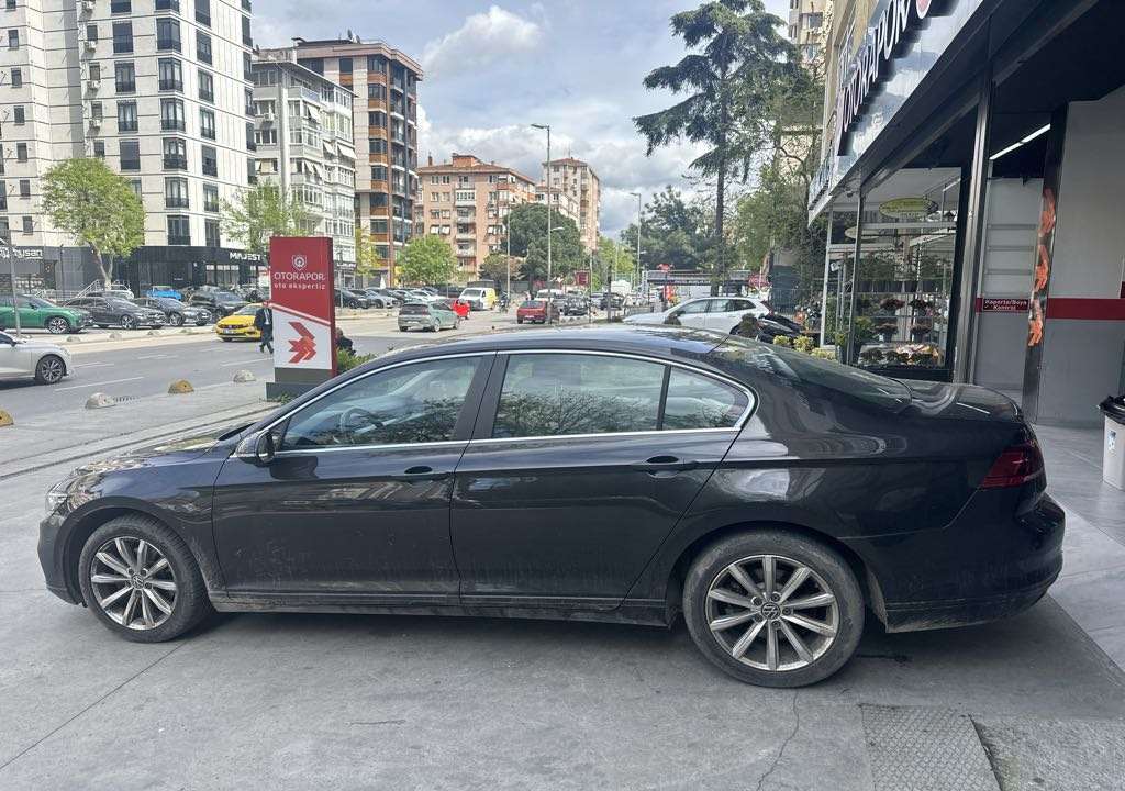 Satılık Volkswagen Passat 2021 - İstanbul Ümraniye ilan görseli 2
