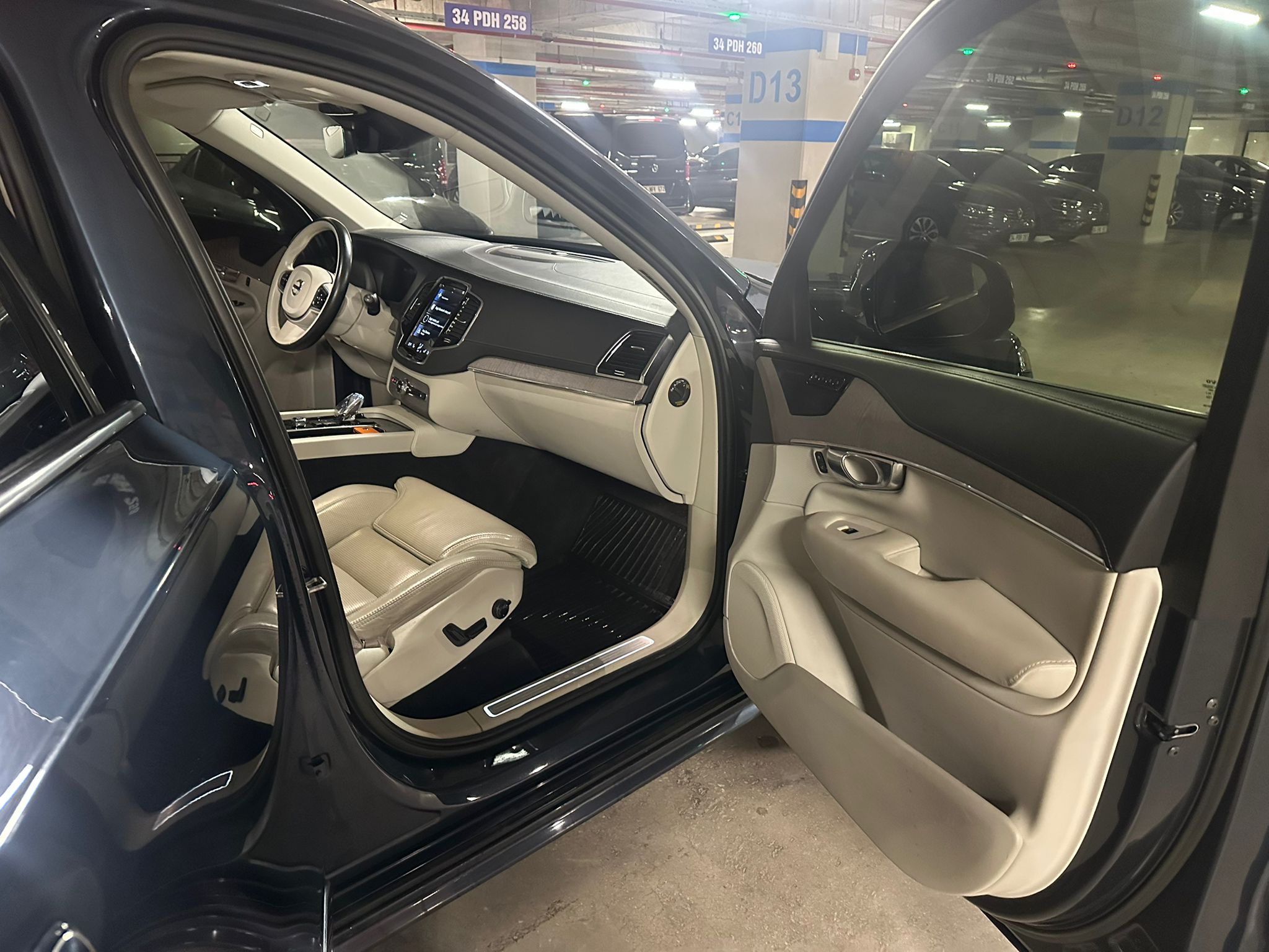 Satılık Volvo XC90 2022 - İstanbul Ümraniye ilan görseli 12